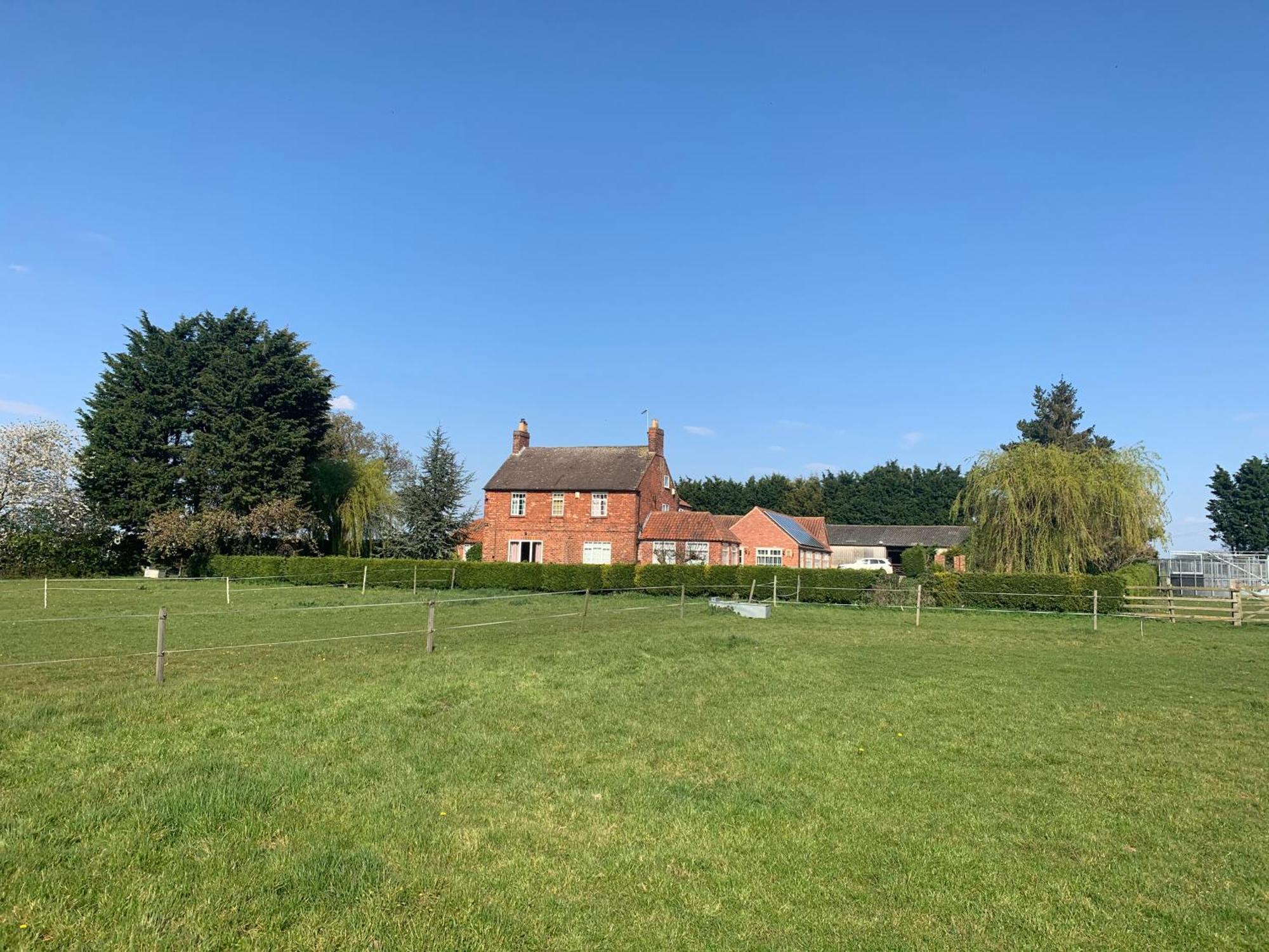 Hotel Wellbet Farm Swinderby Esterno foto
